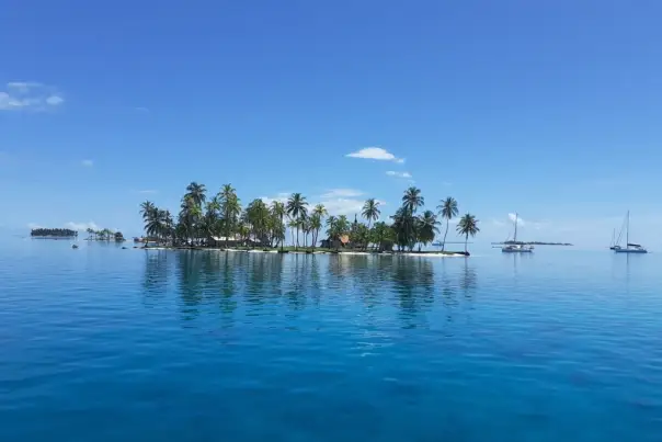 croisières catamaran Caraïbes Optez pour une croisière catamaran Antilles autour des îles des Grenadine, Martinique, Guadeloupe, Belize, San Blas Panama
